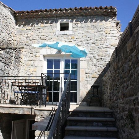 L'Avventura Gite Bleu Grospierres Exterior photo